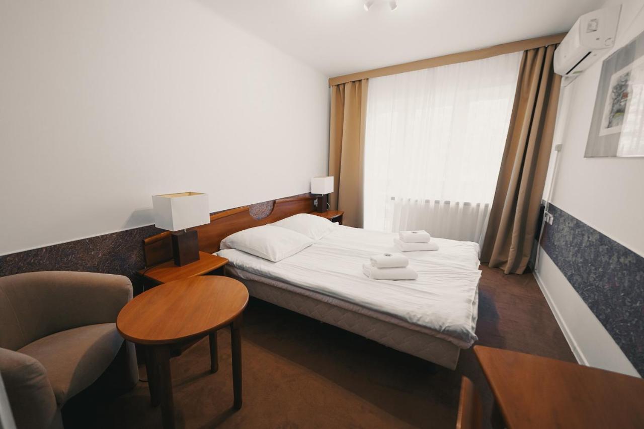 Elita Hotel & Restauracja Iwonicz-Zdrój Eksteriør billede