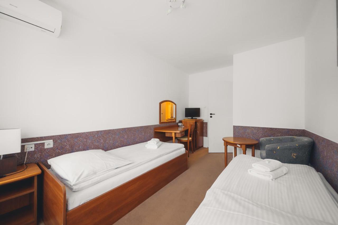 Elita Hotel & Restauracja Iwonicz-Zdrój Eksteriør billede