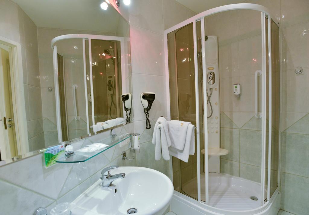 Elita Hotel & Restauracja Iwonicz-Zdrój Værelse billede